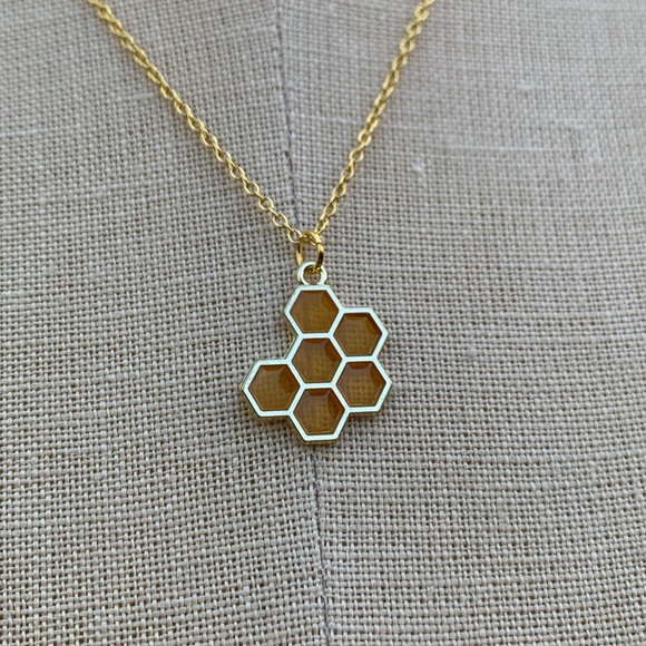 NWT Sterling Silver Plated Chain & Honeycomb Alloy Metal Charm Necklace - Picture 5 of 15